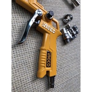Dụng cụ bơm lốp xe ô tô INGCO ATG0601 dùng khí nén - góc nhìn 3