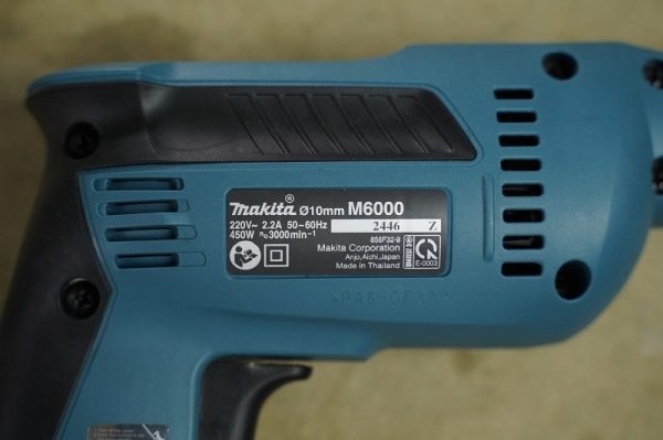 Máy khoan 450W MAKITA M6000B